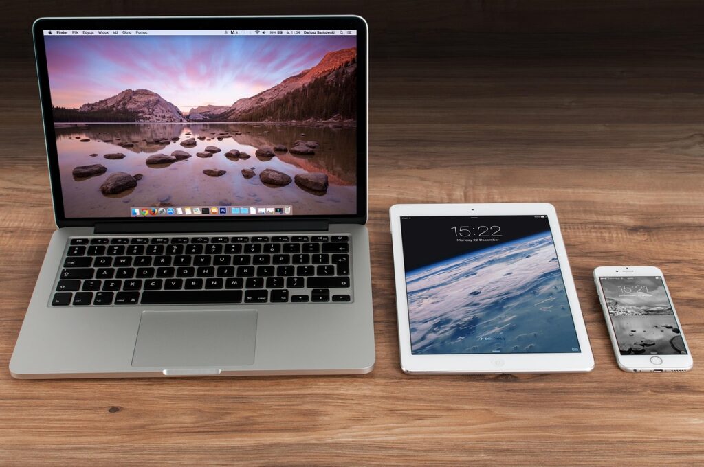 office, freelancer, computer, business, work, laptop, creative, ipad, iphone, macbook, apple inc, notebook, mobile, tablet, workplace, job, coffee, technology, screens, desk, computer, laptop, ipad, ipad, ipad, ipad, ipad, macbook, tablet, tablet, job